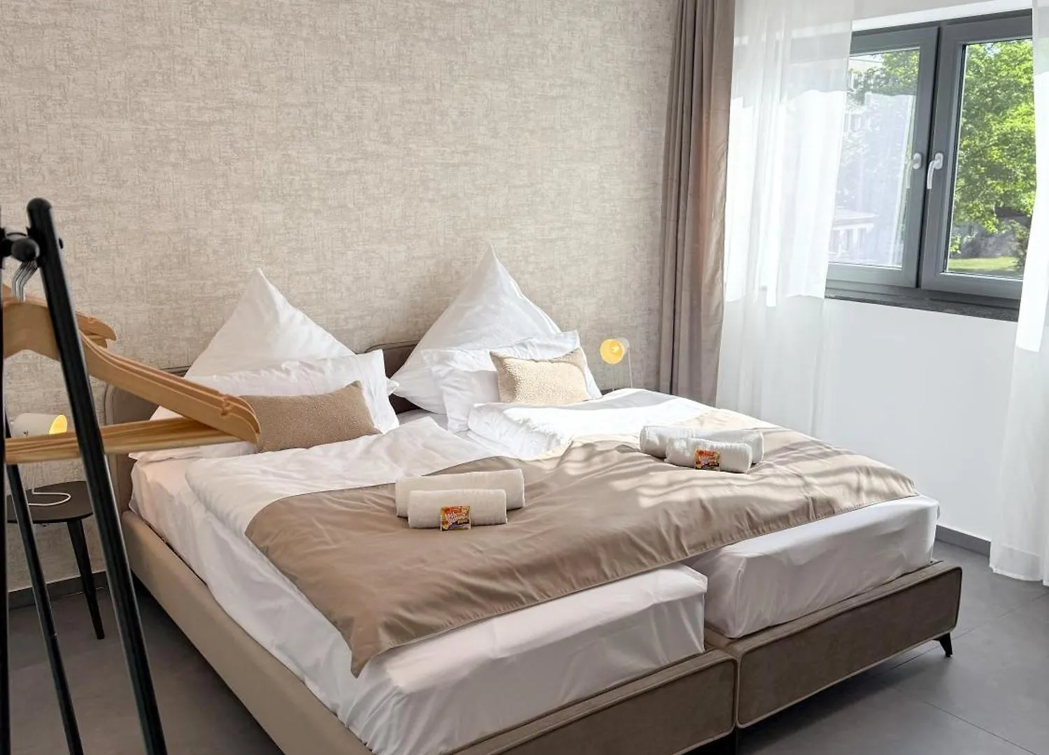 Lyfie - Urban Retreat Apartment - 102Qm 纽伦堡